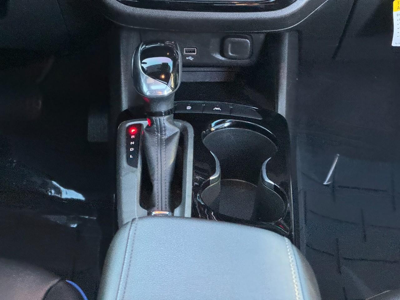 Buick Envista Vehicle Full-screen Gallery Image 16