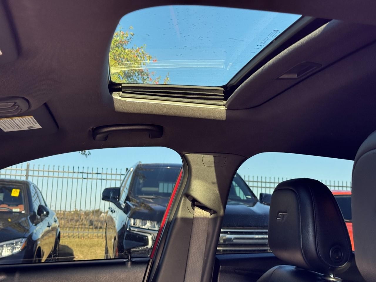 Buick Envista Vehicle Full-screen Gallery Image 25