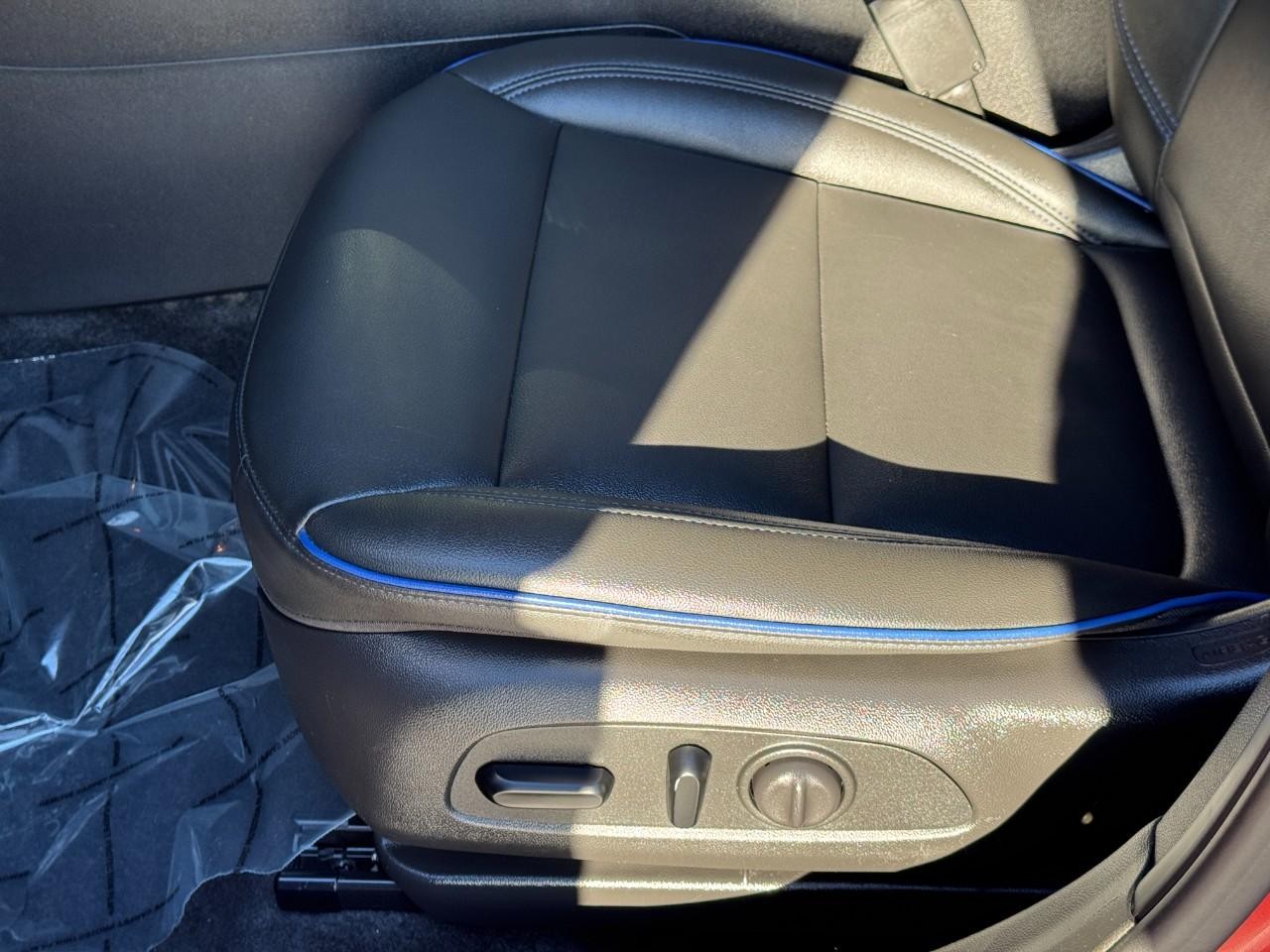 Buick Envista Vehicle Full-screen Gallery Image 26