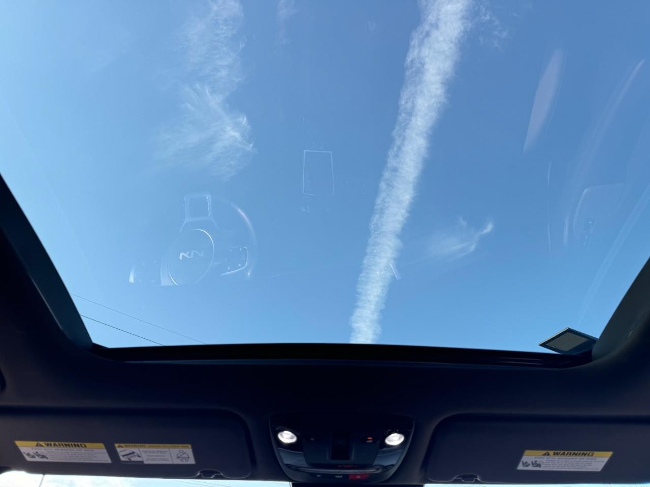 Kia Sportage Vehicle Full-screen Gallery Image 11