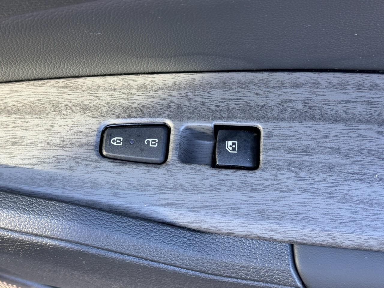 Kia Sportage Vehicle Full-screen Gallery Image 21