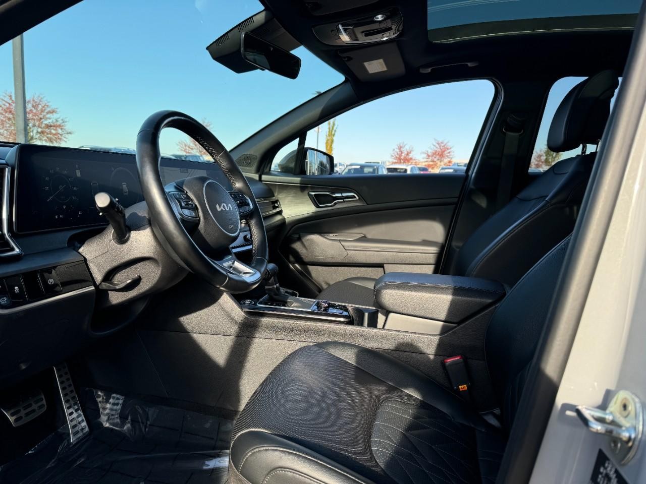 Kia Sportage Vehicle Full-screen Gallery Image 25