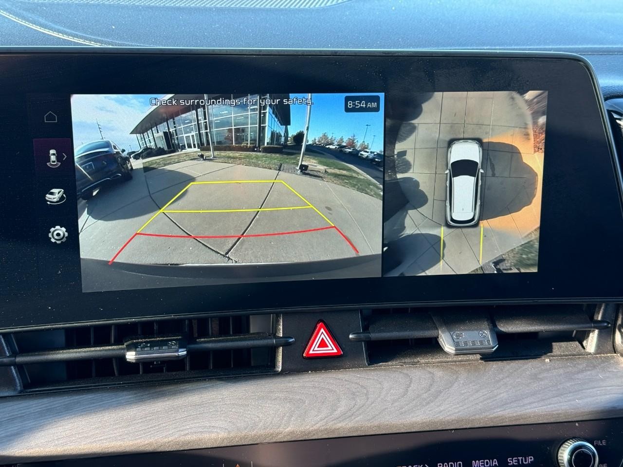 Kia Sportage Vehicle Full-screen Gallery Image 32