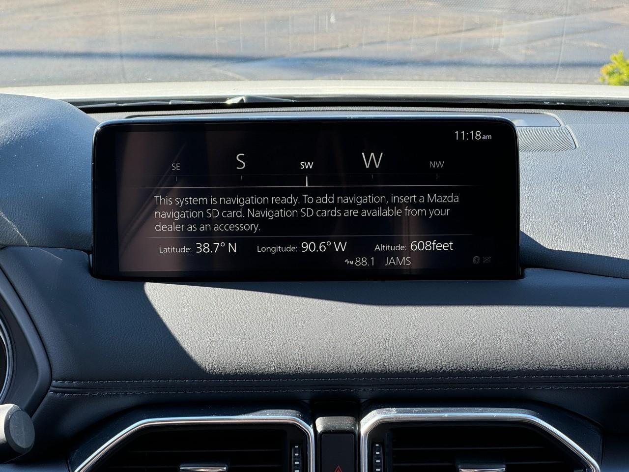 Mazda CX-5 Vehicle Full-screen Gallery Image 13