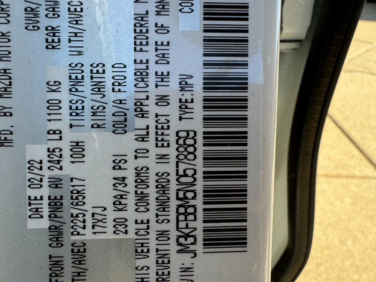 Mazda CX-5 Vehicle Full-screen Gallery Image 30