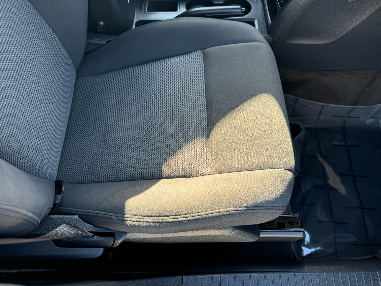 Jeep Patriot Vehicle Full-screen Gallery Image 18