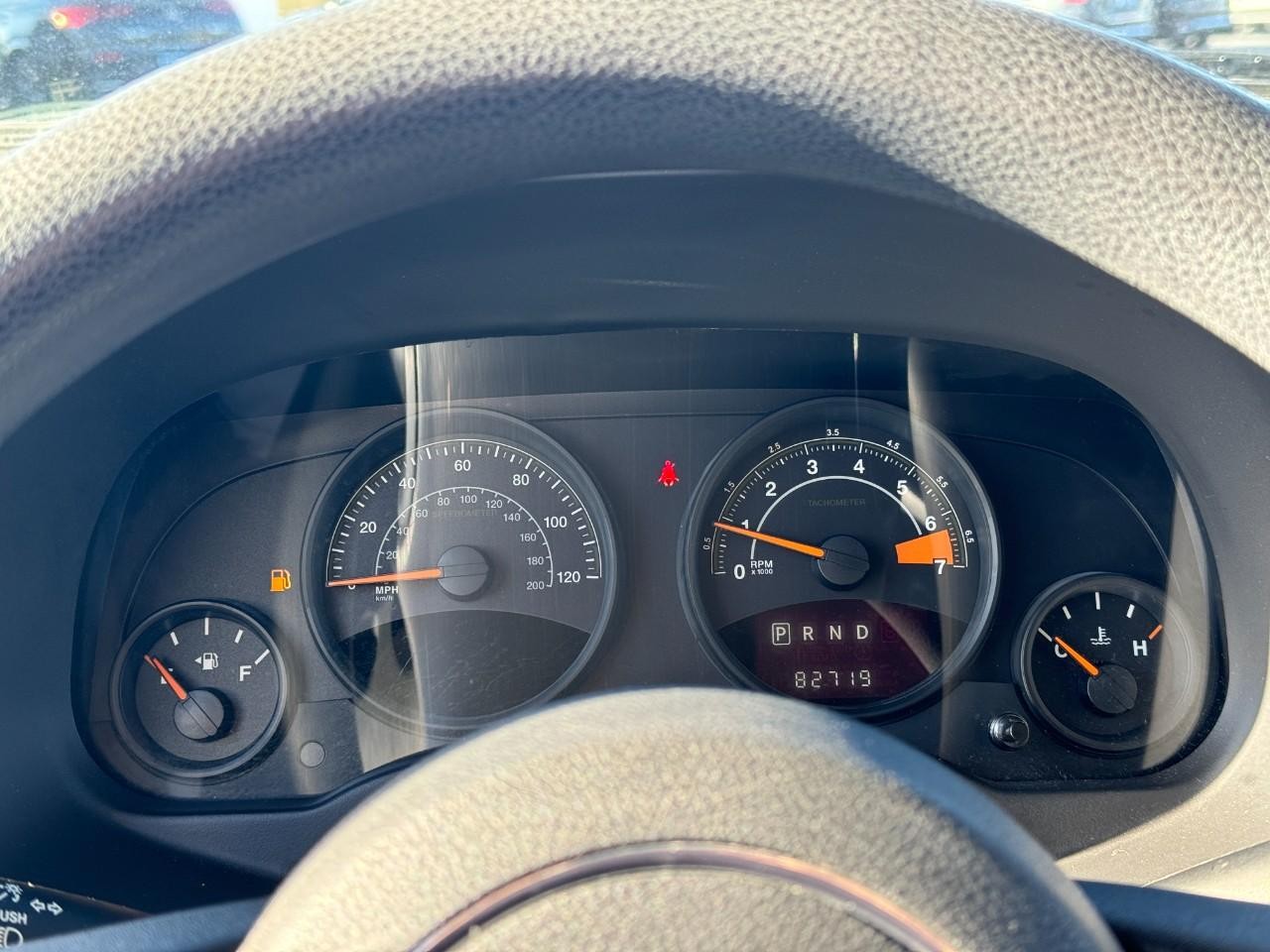 Jeep Patriot Vehicle Full-screen Gallery Image 27