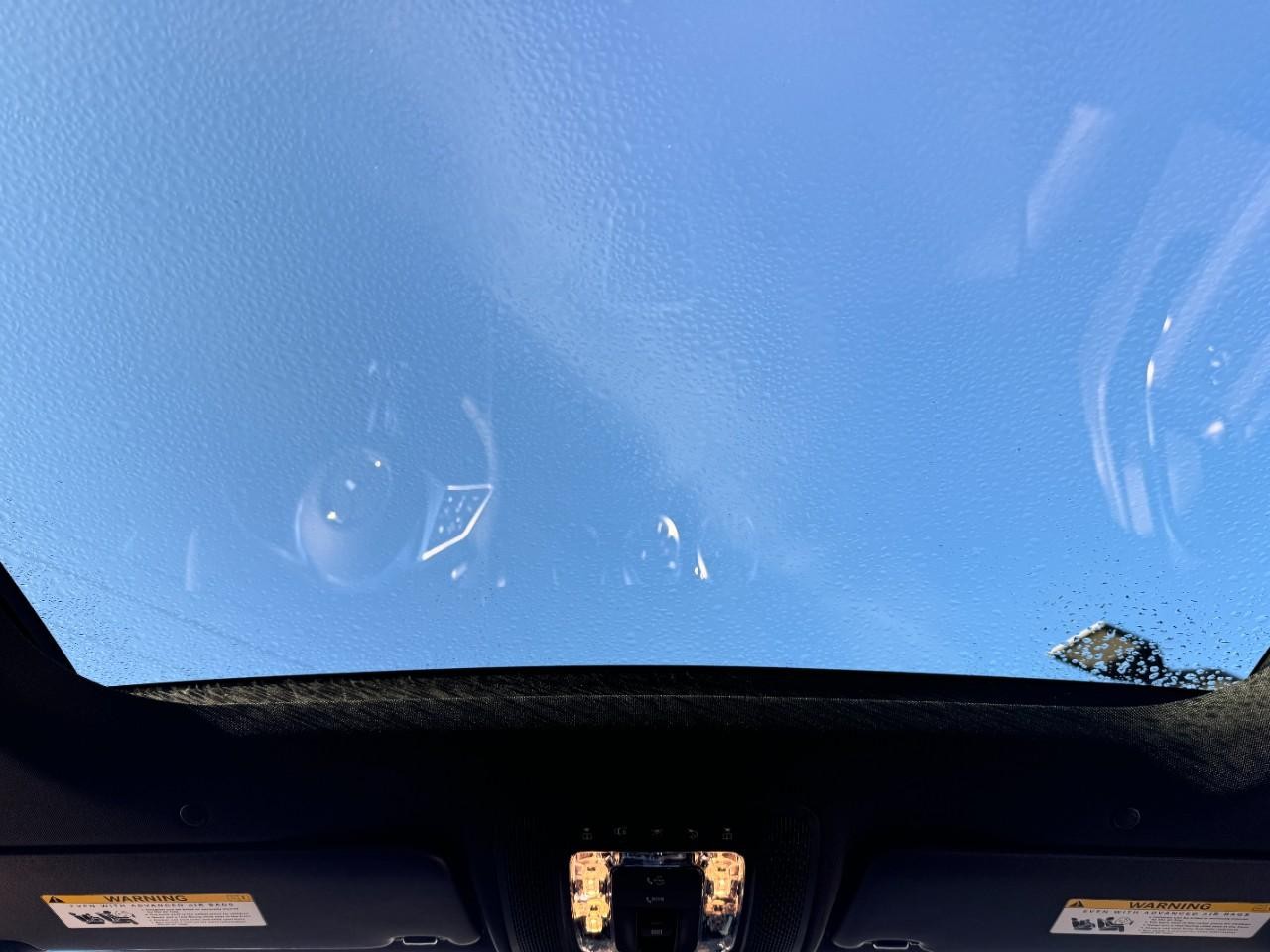 Mercedes-Benz CLA Vehicle Full-screen Gallery Image 11