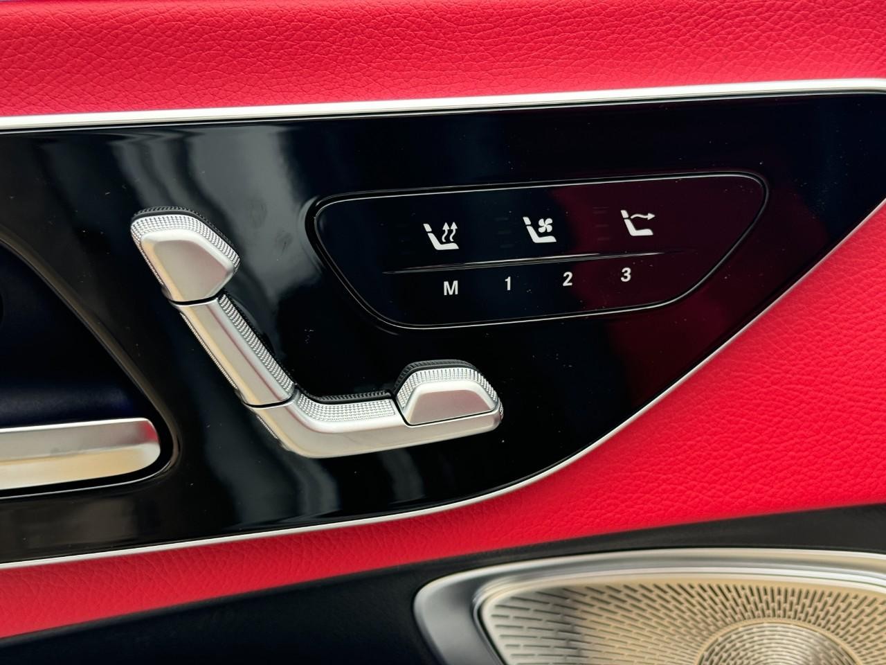 Mercedes-Benz CLE Vehicle Full-screen Gallery Image 21