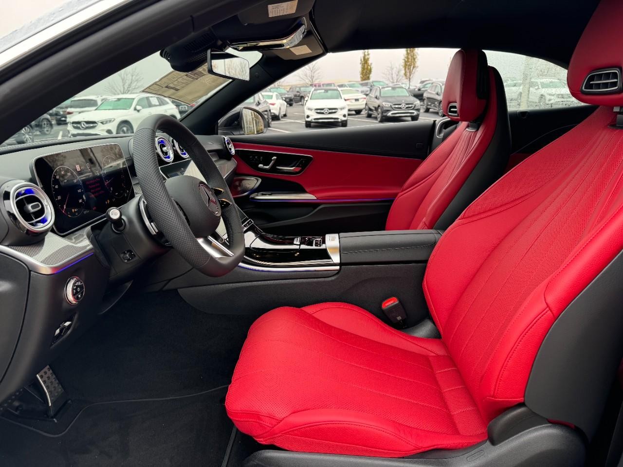 Mercedes-Benz CLE Vehicle Full-screen Gallery Image 26