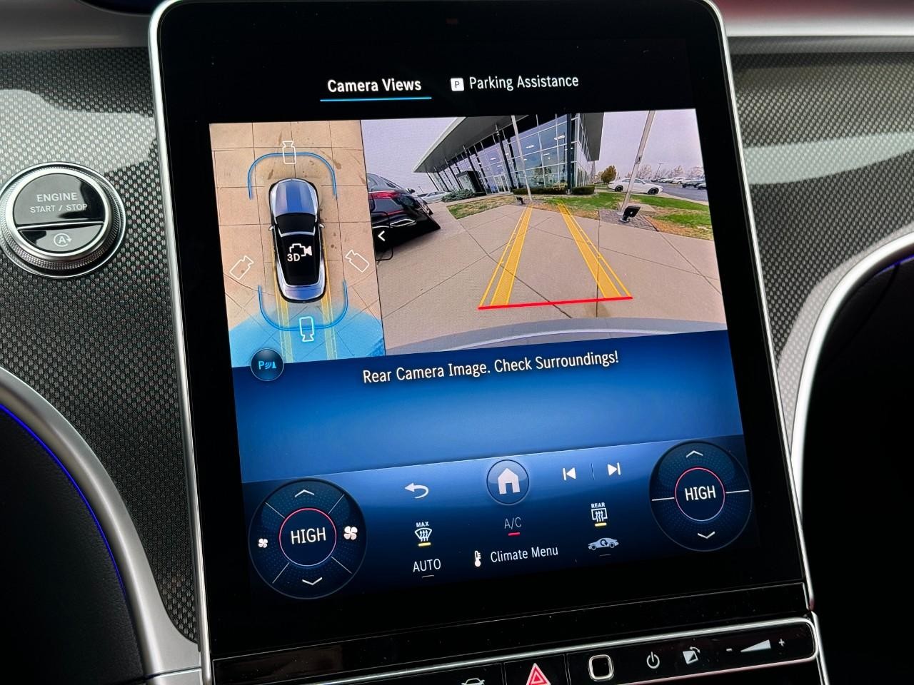 Mercedes-Benz CLE Vehicle Full-screen Gallery Image 34