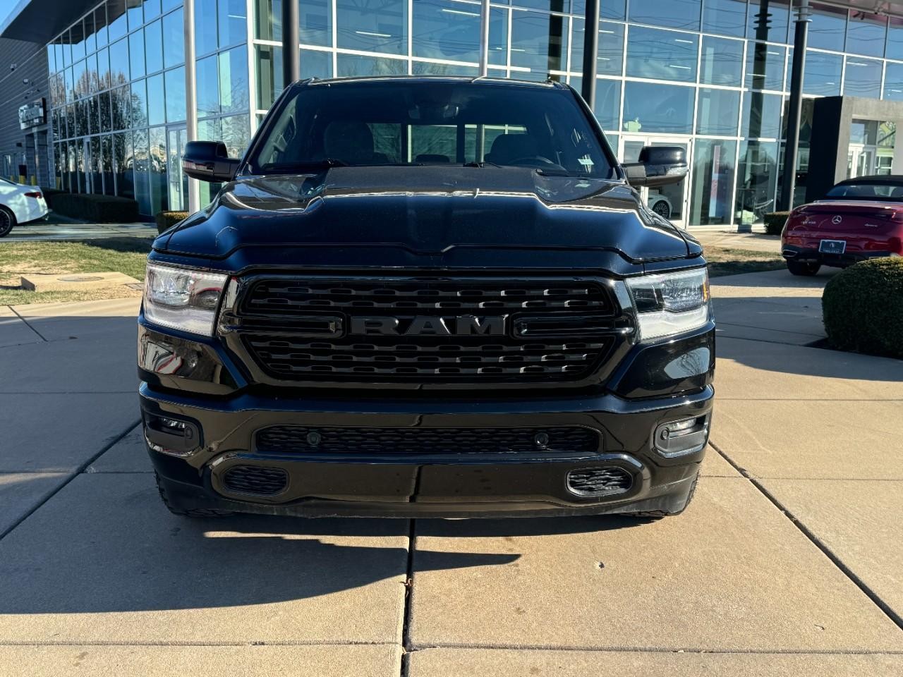 Ram 1500 Vehicle Full-screen Gallery Image 7