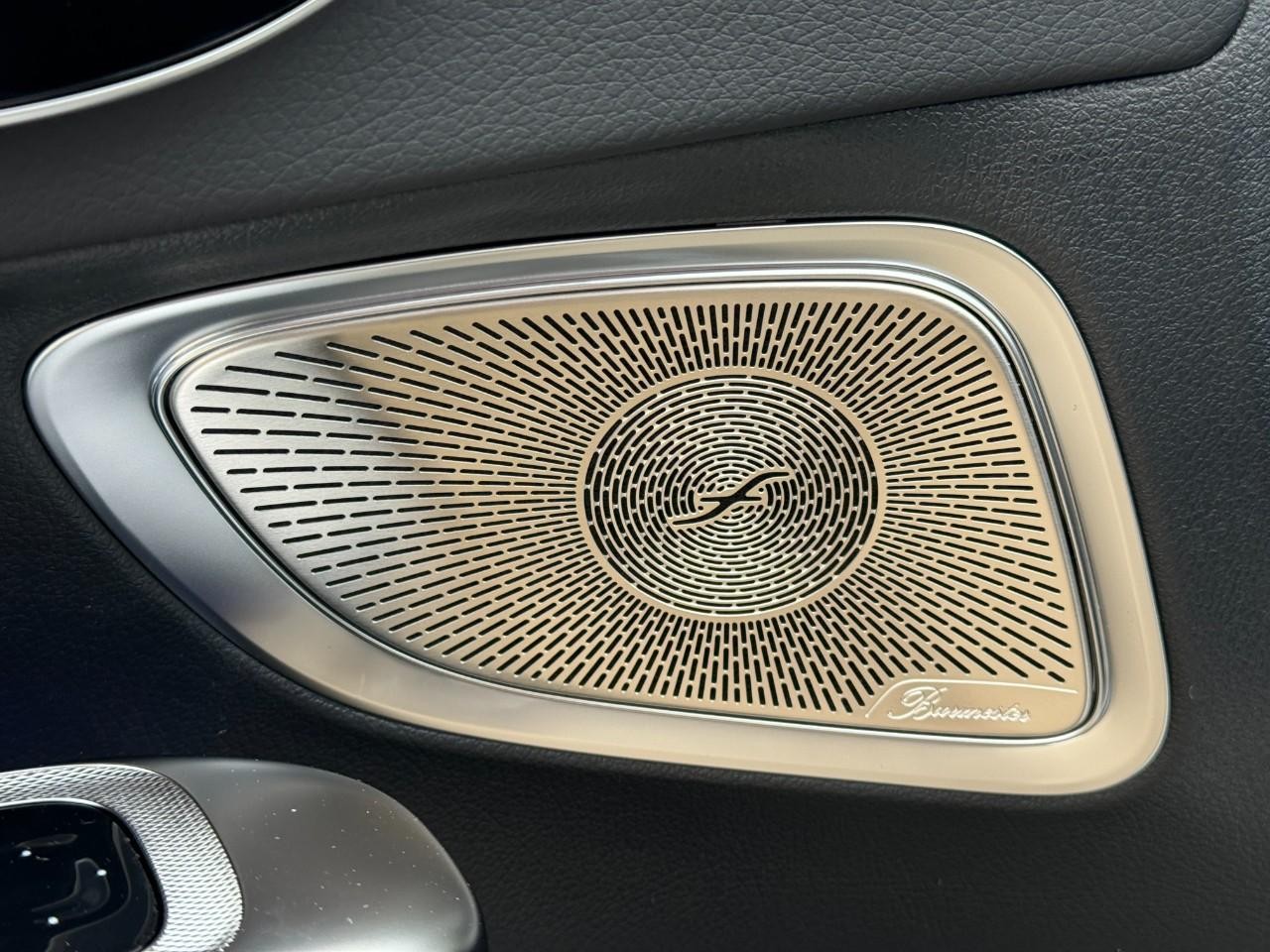 Mercedes-Benz CLE Vehicle Full-screen Gallery Image 23