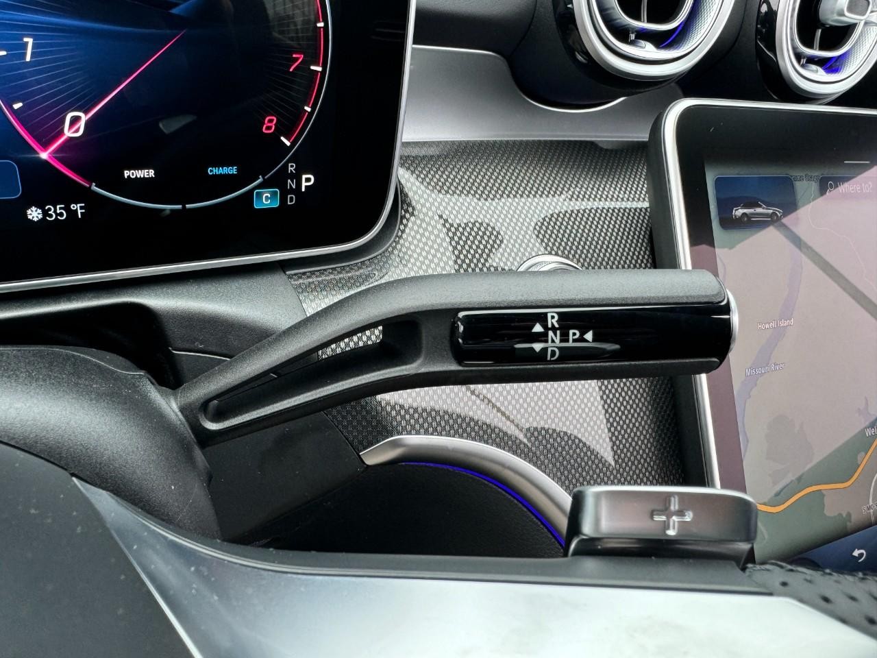 Mercedes-Benz CLE Vehicle Full-screen Gallery Image 31