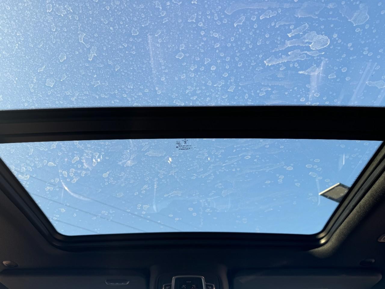 Ram 1500 Vehicle Full-screen Gallery Image 12