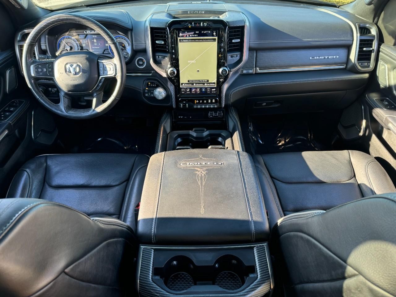 Ram 1500 Vehicle Full-screen Gallery Image 13