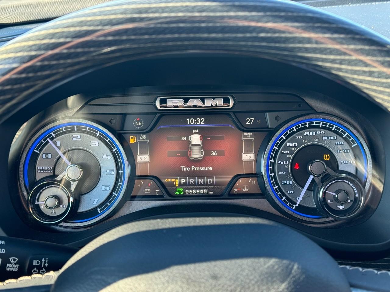 Ram 1500 Vehicle Full-screen Gallery Image 31