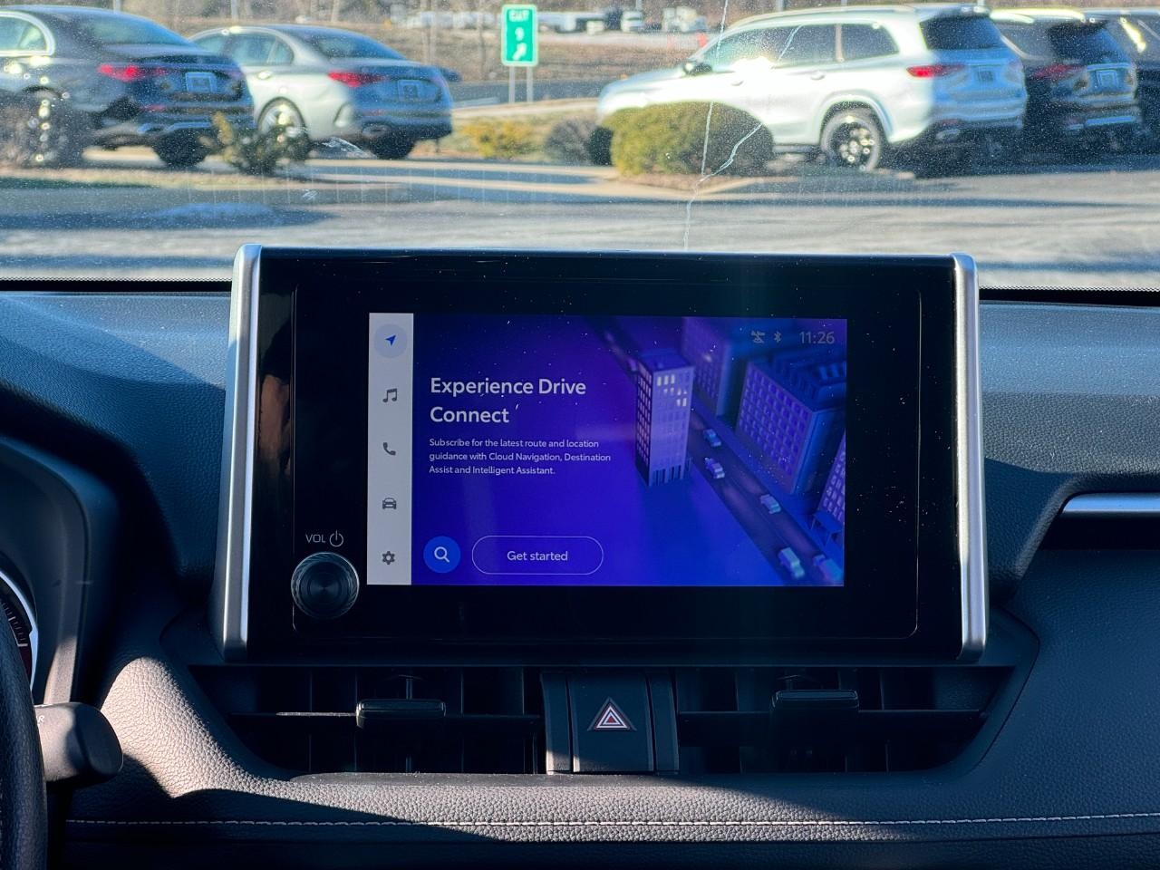 Toyota RAV4 Vehicle Full-screen Gallery Image 13