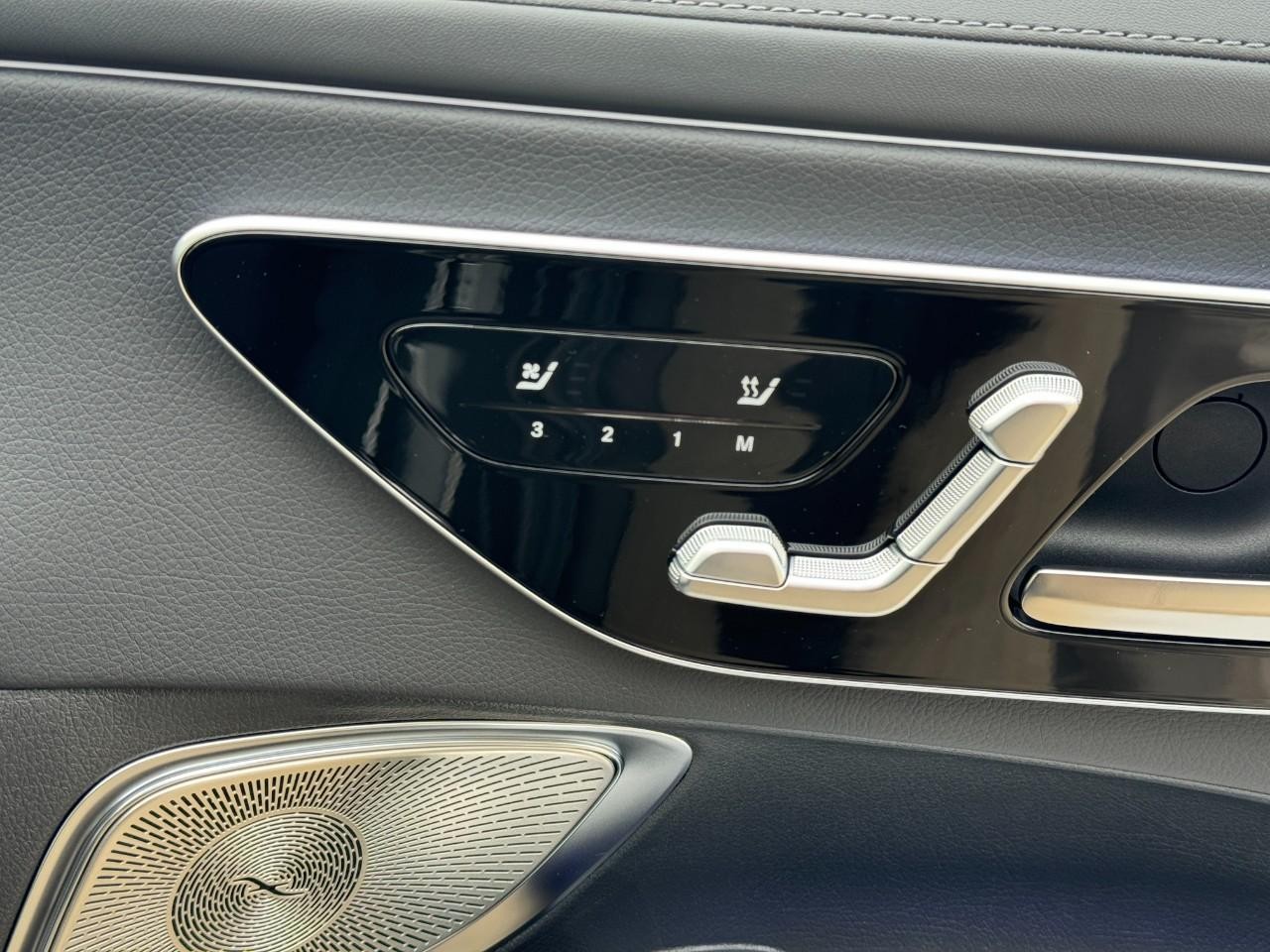 Mercedes-Benz CLE Vehicle Full-screen Gallery Image 19