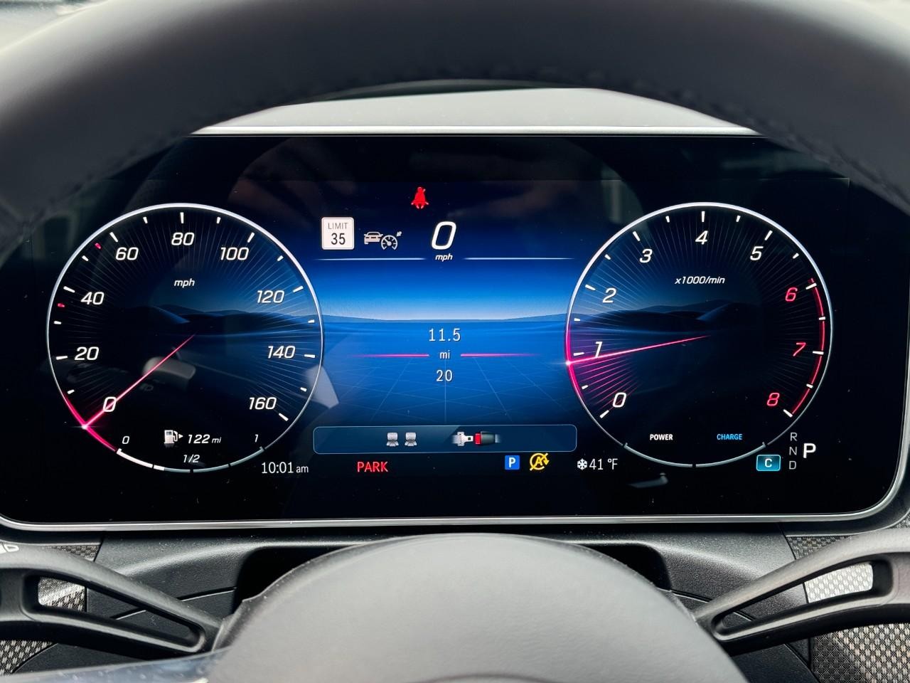 Mercedes-Benz CLE Vehicle Full-screen Gallery Image 33