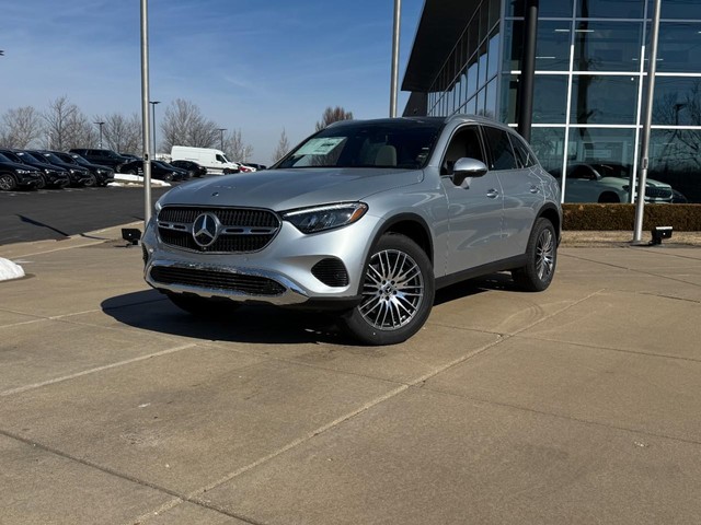 more details - mercedes-benz glc