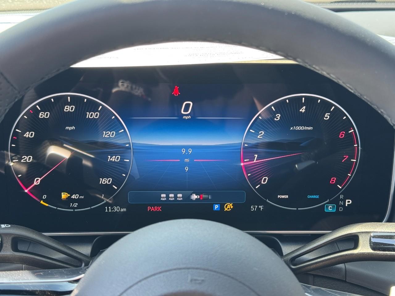 Mercedes-Benz GLC Vehicle Full-screen Gallery Image 33