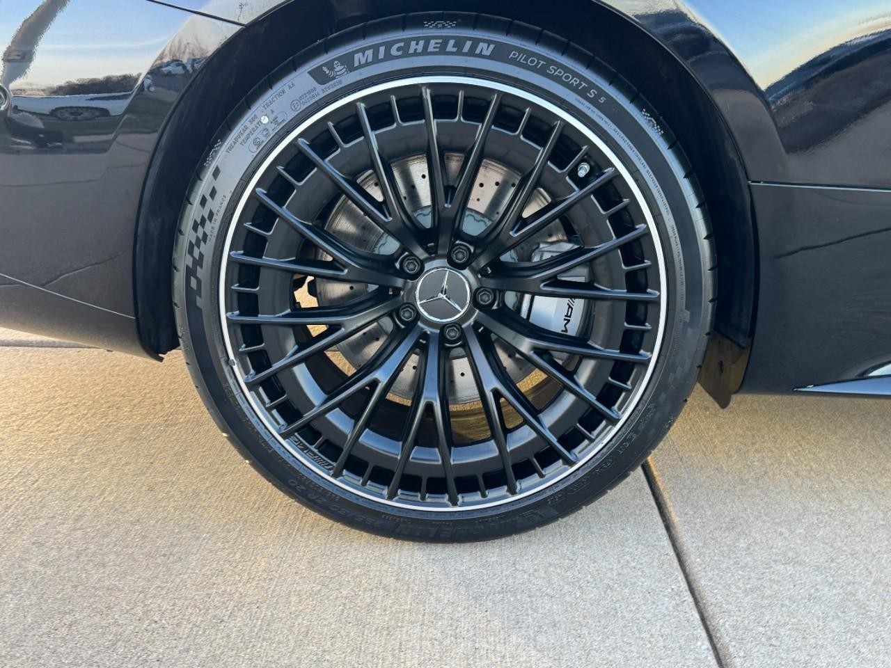 Mercedes-Benz CLE Vehicle Full-screen Gallery Image 5