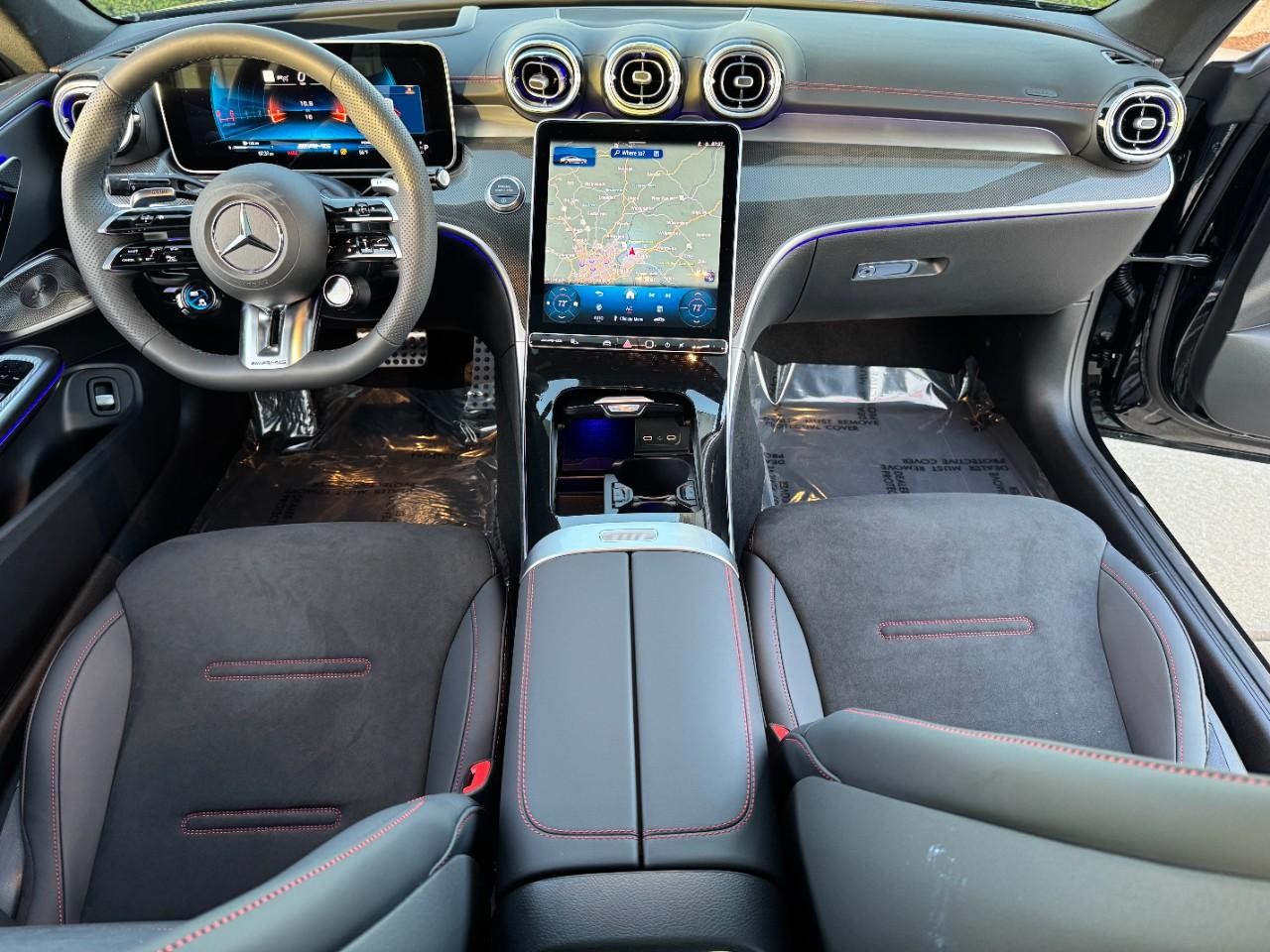 Mercedes-Benz CLE Vehicle Full-screen Gallery Image 12