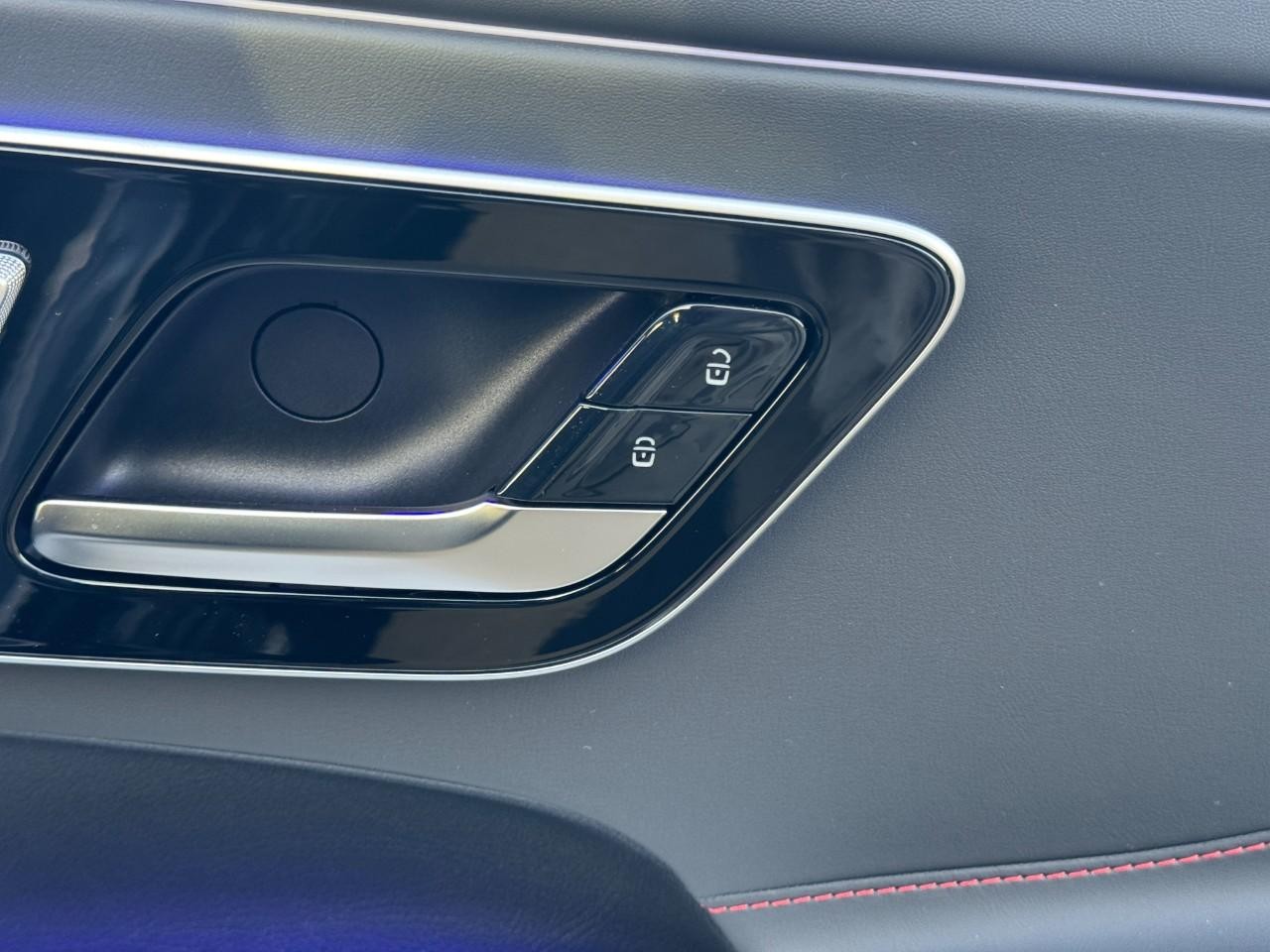 Mercedes-Benz CLE Vehicle Full-screen Gallery Image 20