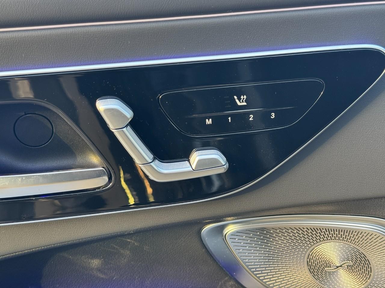 Mercedes-Benz CLE Vehicle Full-screen Gallery Image 22