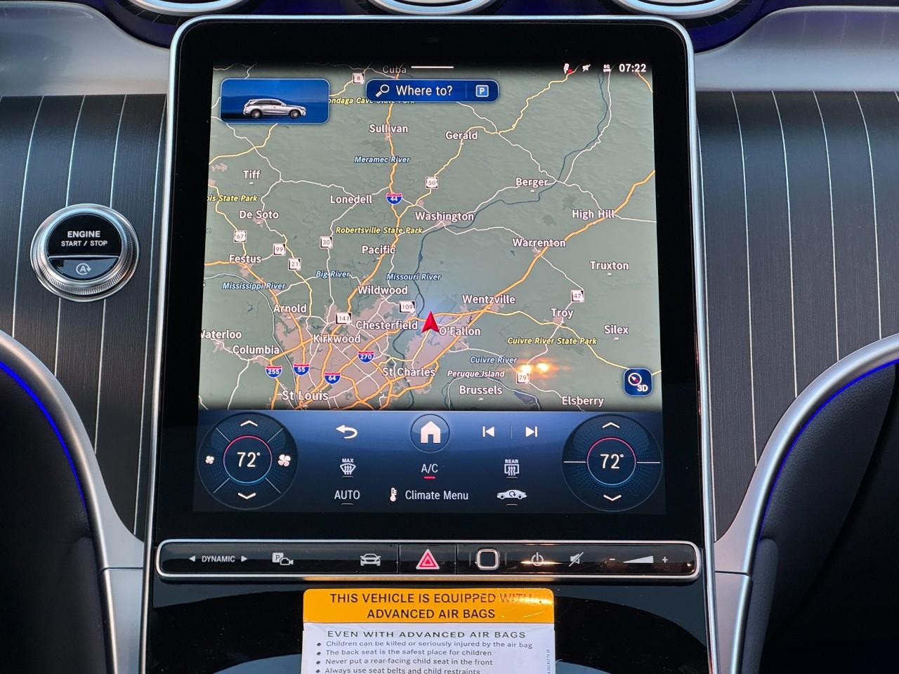 Mercedes-Benz GLC Vehicle Full-screen Gallery Image 14