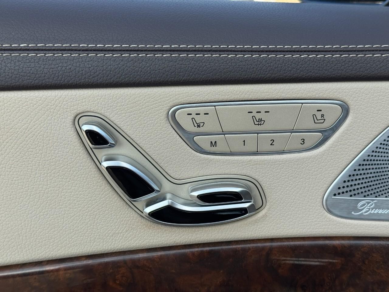 Mercedes-Benz S-Class Vehicle Full-screen Gallery Image 25