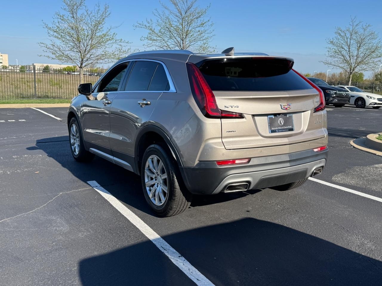 Cadillac XT4 Vehicle Full-screen Gallery Image 03