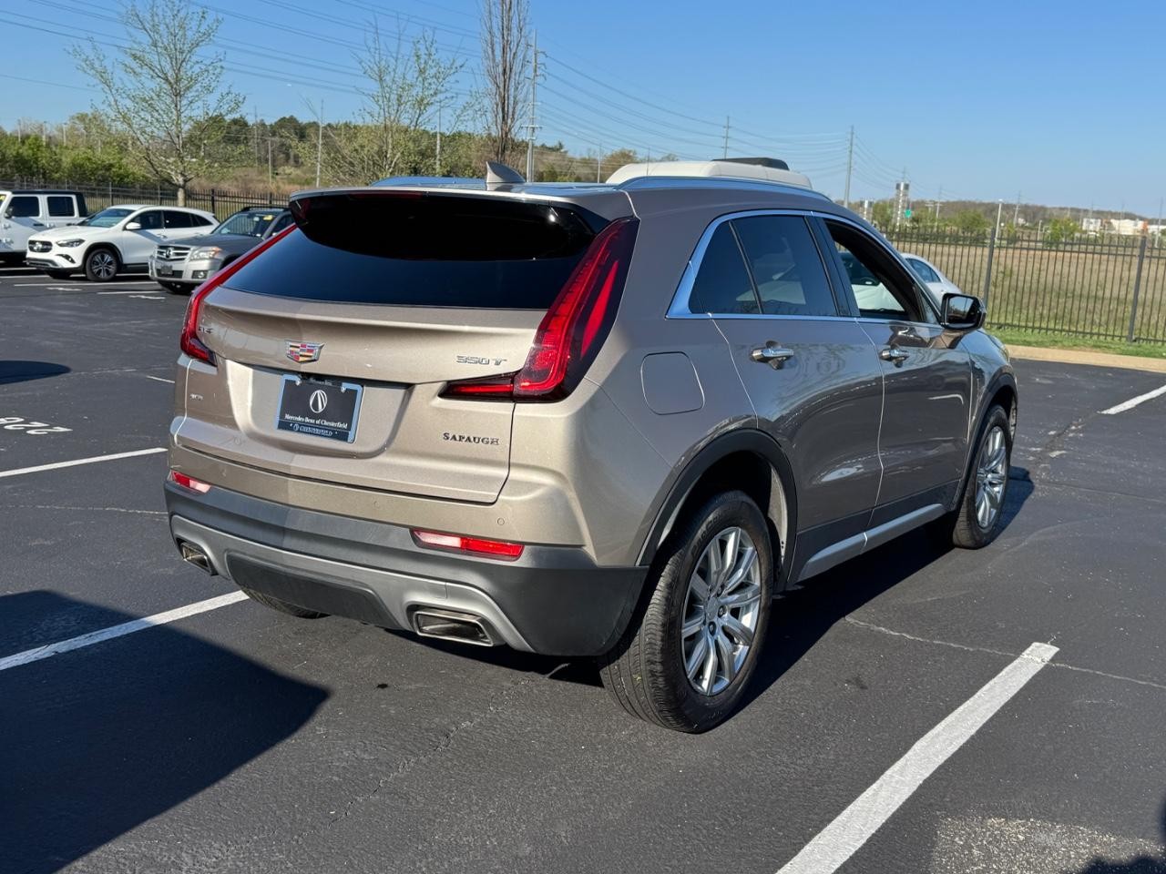 Cadillac XT4 Vehicle Full-screen Gallery Image 04