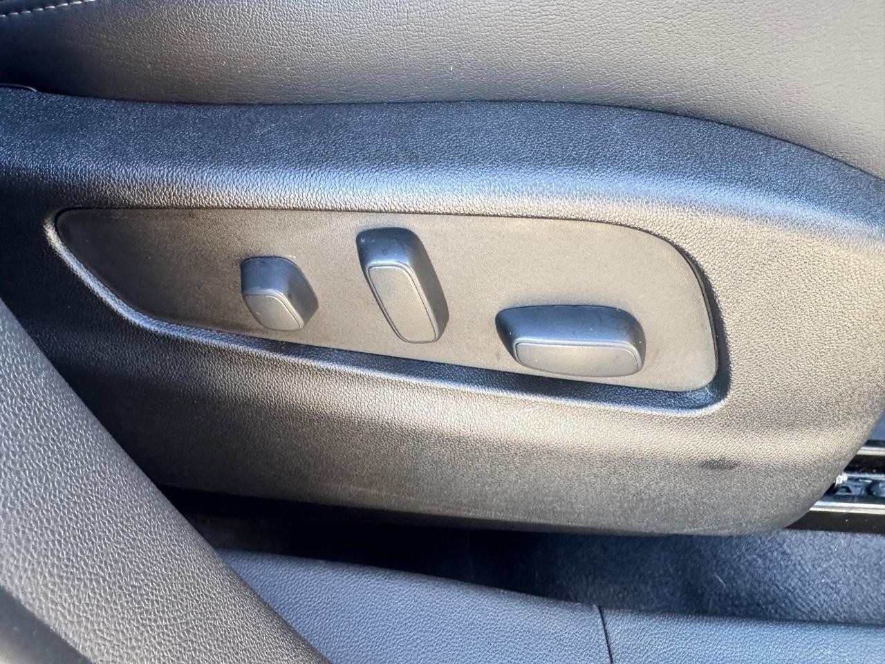 Cadillac XT4 Vehicle Full-screen Gallery Image 20