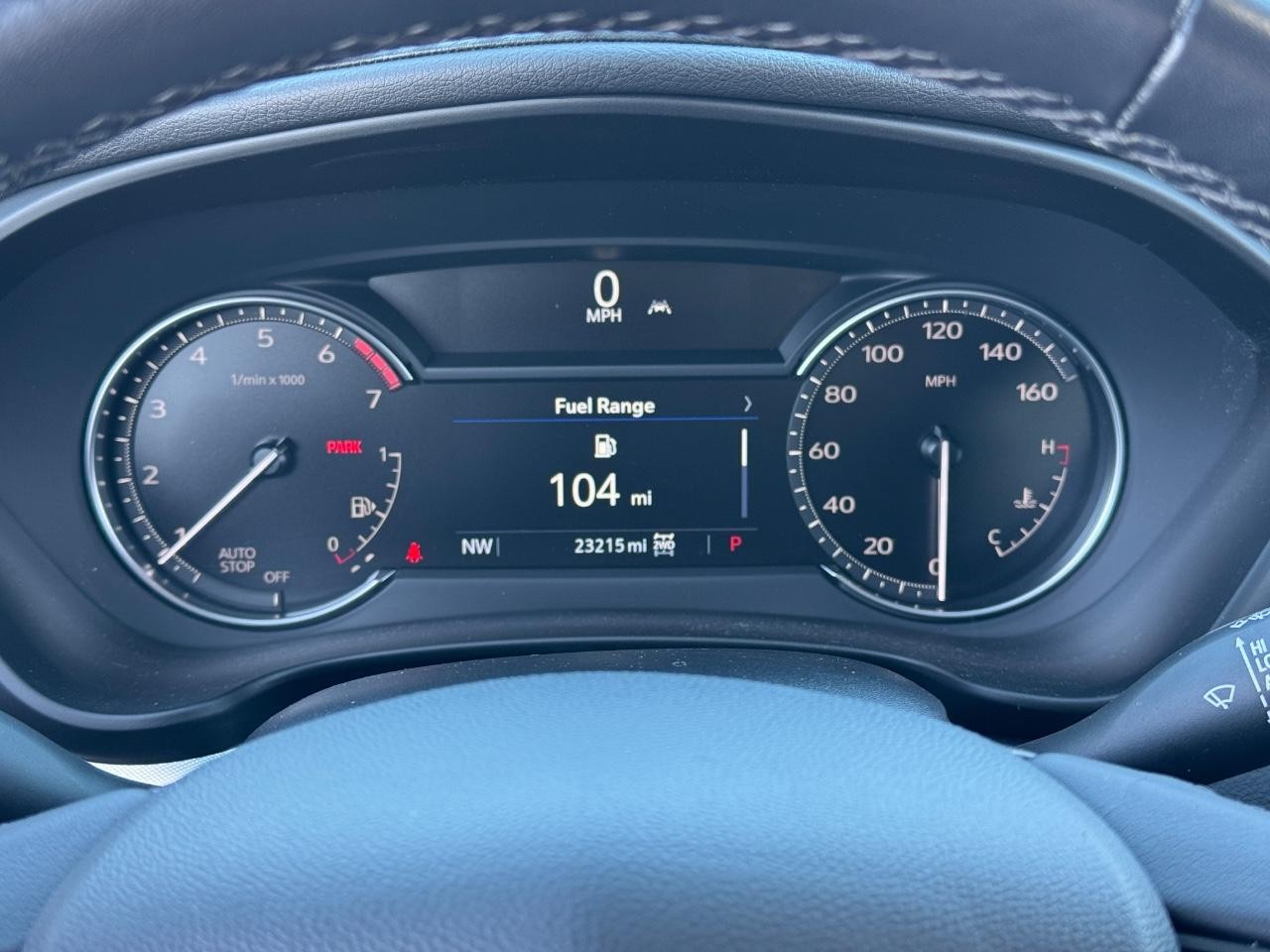 Cadillac XT4 Vehicle Full-screen Gallery Image 32