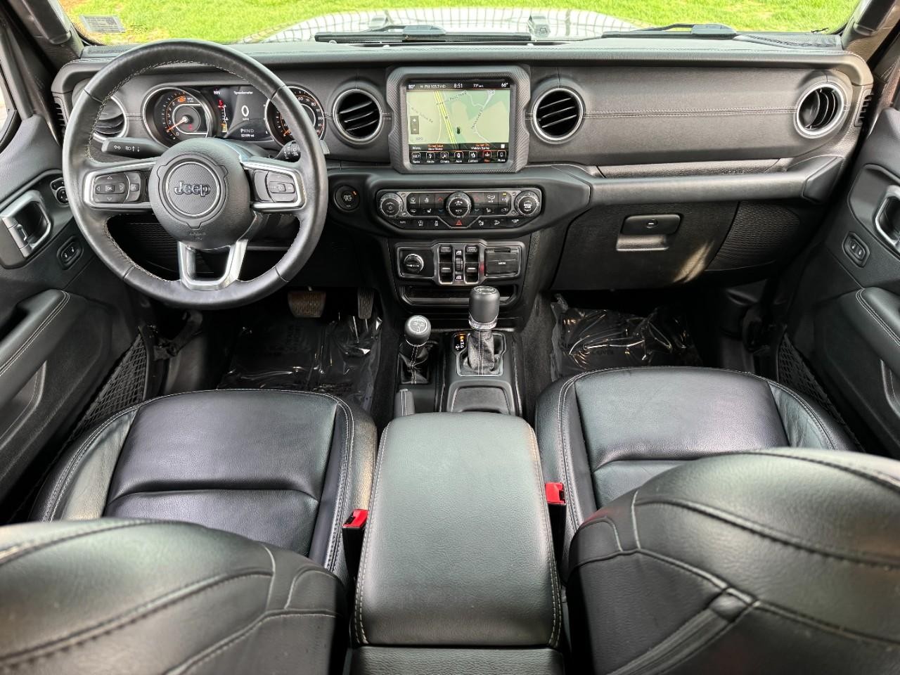 Jeep Wrangler Unlimited Vehicle Full-screen Gallery Image 11