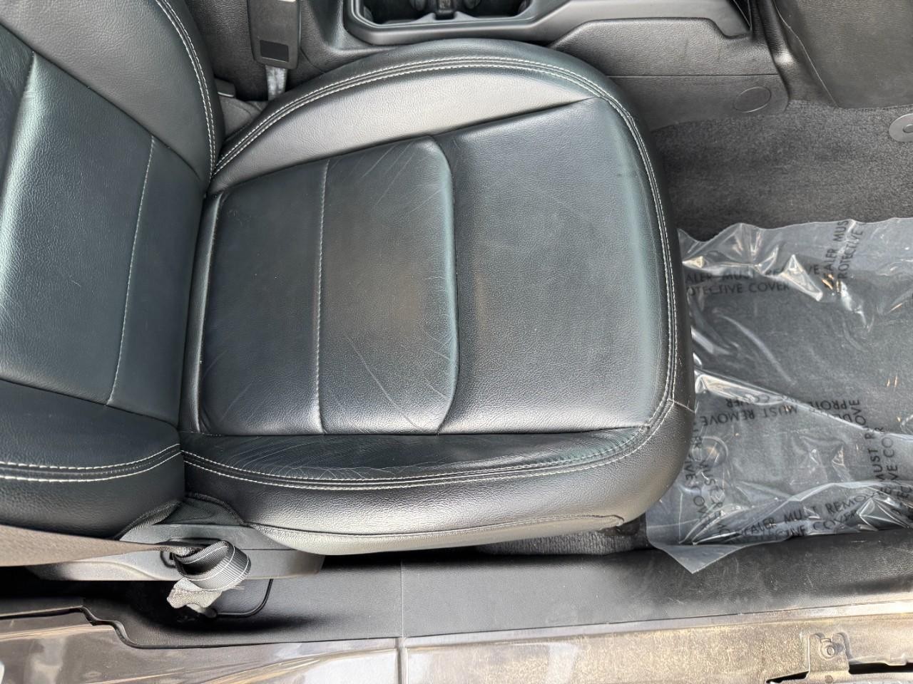 Jeep Wrangler Unlimited Vehicle Full-screen Gallery Image 18