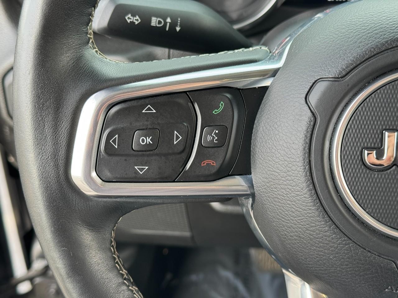 Jeep Wrangler Unlimited Vehicle Full-screen Gallery Image 29