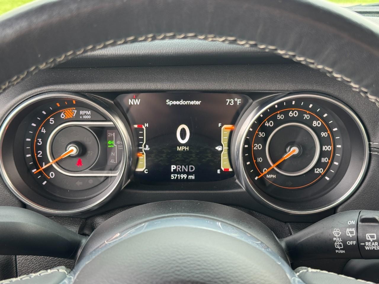 Jeep Wrangler Unlimited Vehicle Full-screen Gallery Image 31