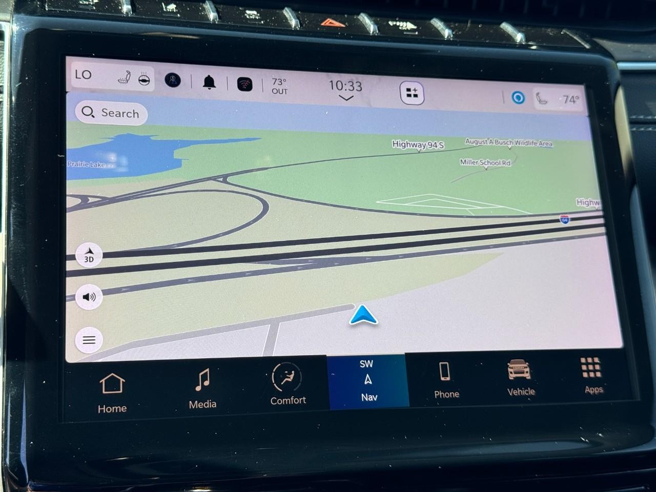 Jeep Grand Cherokee Vehicle Full-screen Gallery Image 24