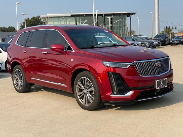 more details - cadillac xt6