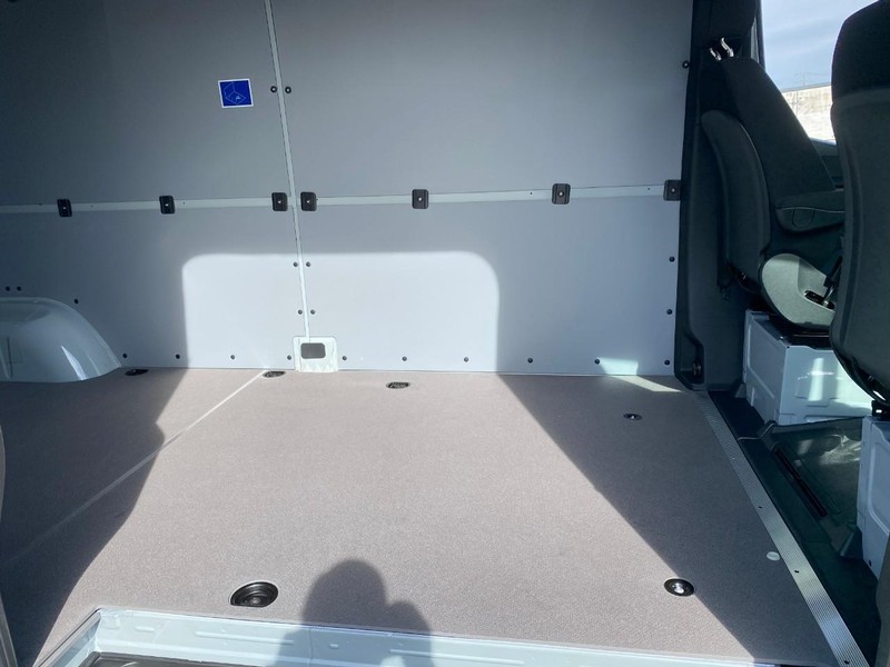 Mercedes-Benz Sprinter Cargo Van Vehicle Full-screen Gallery Image 6