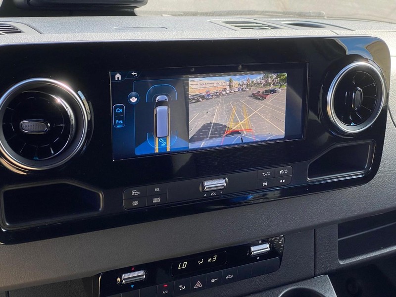 Mercedes-Benz Sprinter Cargo Van Vehicle Full-screen Gallery Image 16