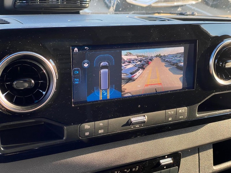 Mercedes-Benz Sprinter Cargo Van Vehicle Full-screen Gallery Image 14