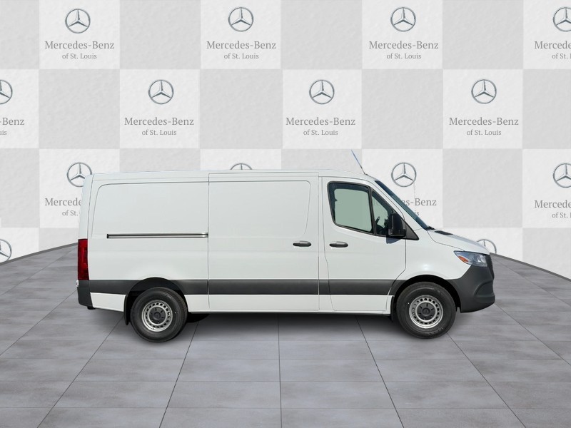 Mercedes-Benz Sprinter Cargo Van Vehicle Full-screen Gallery Image 2