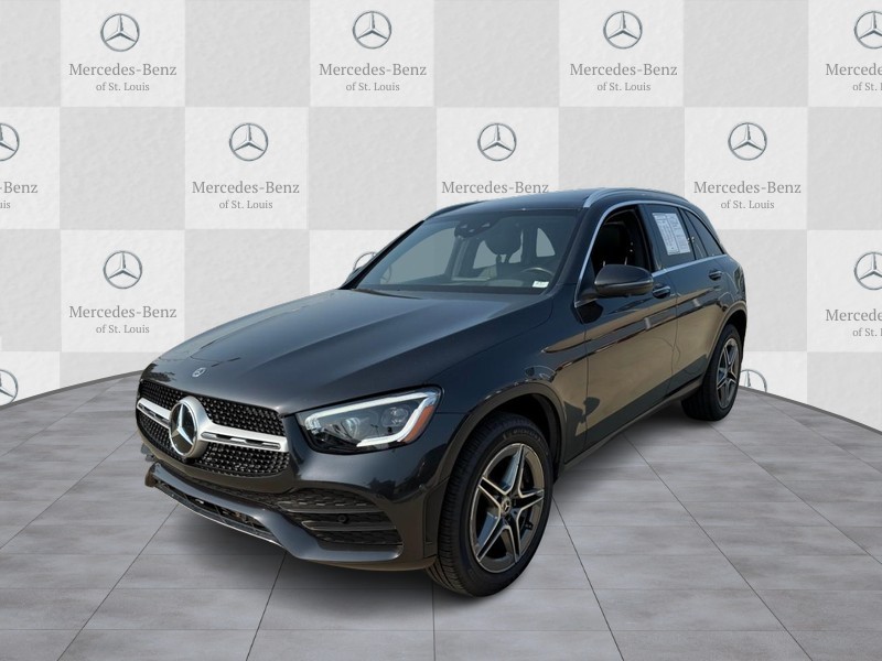 Mercedes-Benz GLC Vehicle Full-screen Gallery Image 5