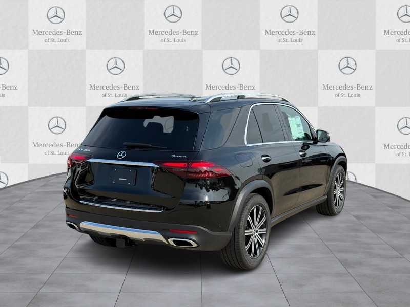 Mercedes-Benz GLE Vehicle Full-screen Gallery Image 3