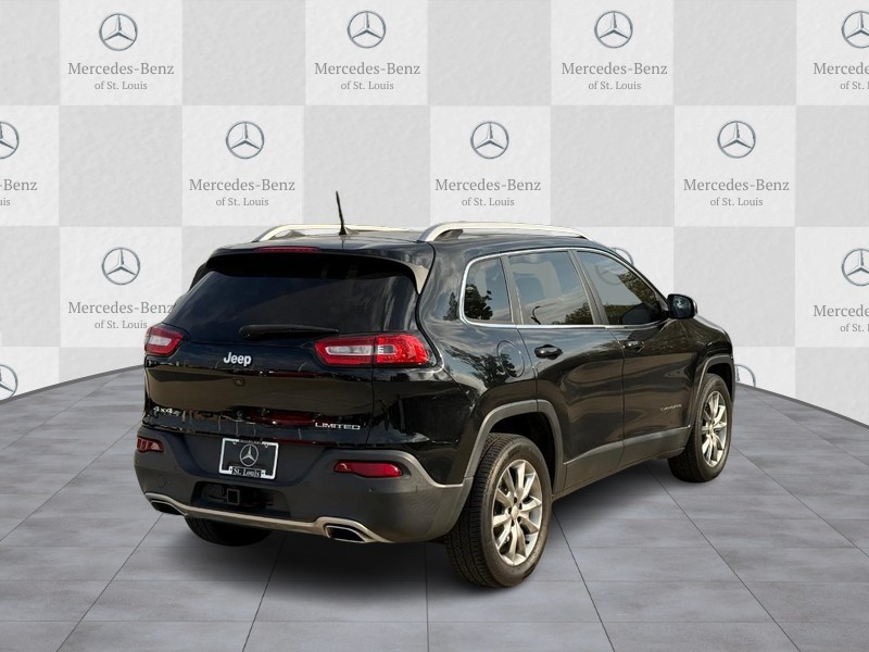 Jeep Cherokee Vehicle Full-screen Gallery Image 3