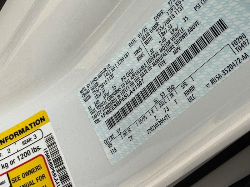 Ford Bronco Vehicle Full-screen Gallery Image 24